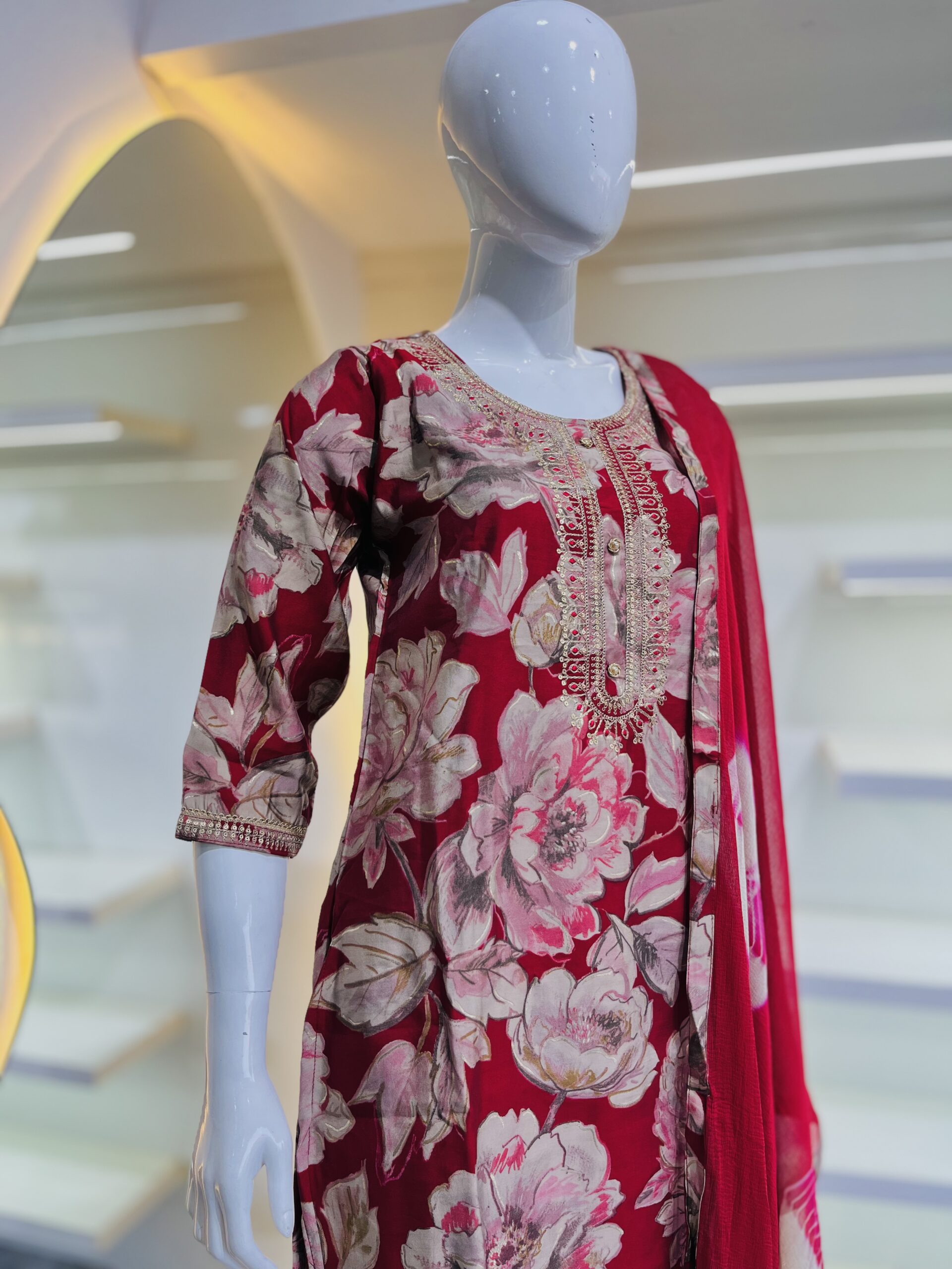 Red Color Churidar - Image 3
