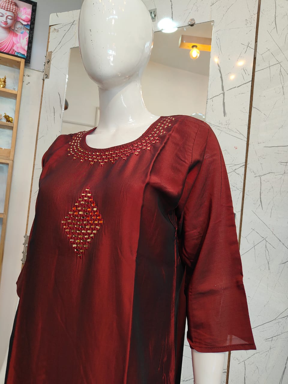 Roman Silk Fabric - Image 2